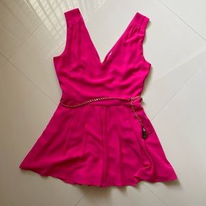 Super cute v neck romper with stylish belt